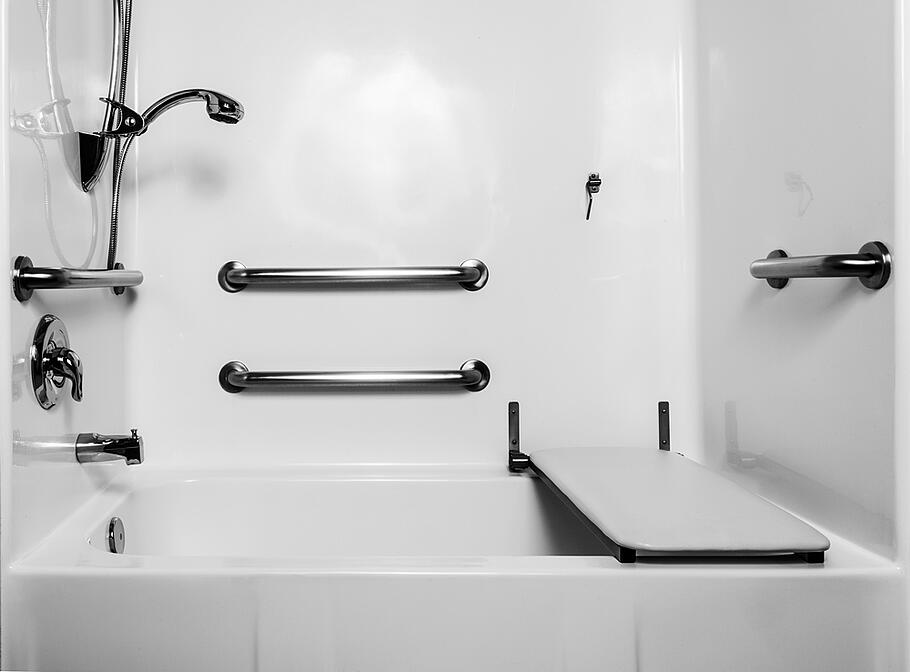 ada-compliant bathroom design for senior citizens