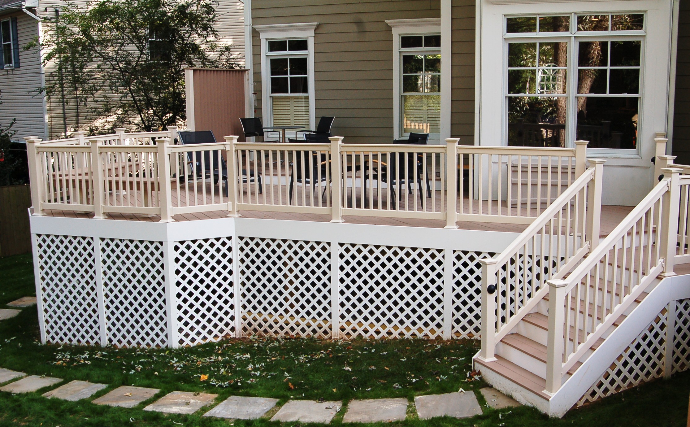 AZEK brownstone PVC deck Bethesda, MD rear view