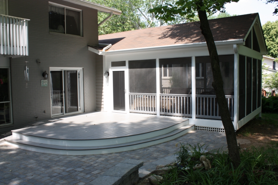 Screened-In Porch Patio Potomac, MD side view AZEK SCREENEZE