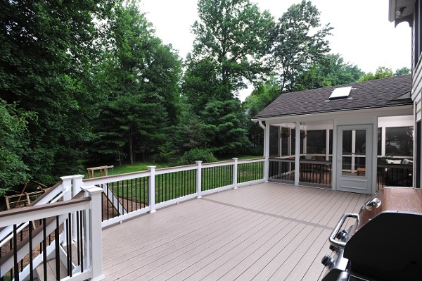 Azek decking with Deckorators balusters