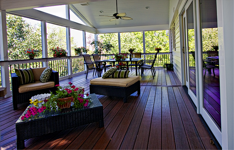 Azek Fiberon screened porch in Gaithersburg, MD