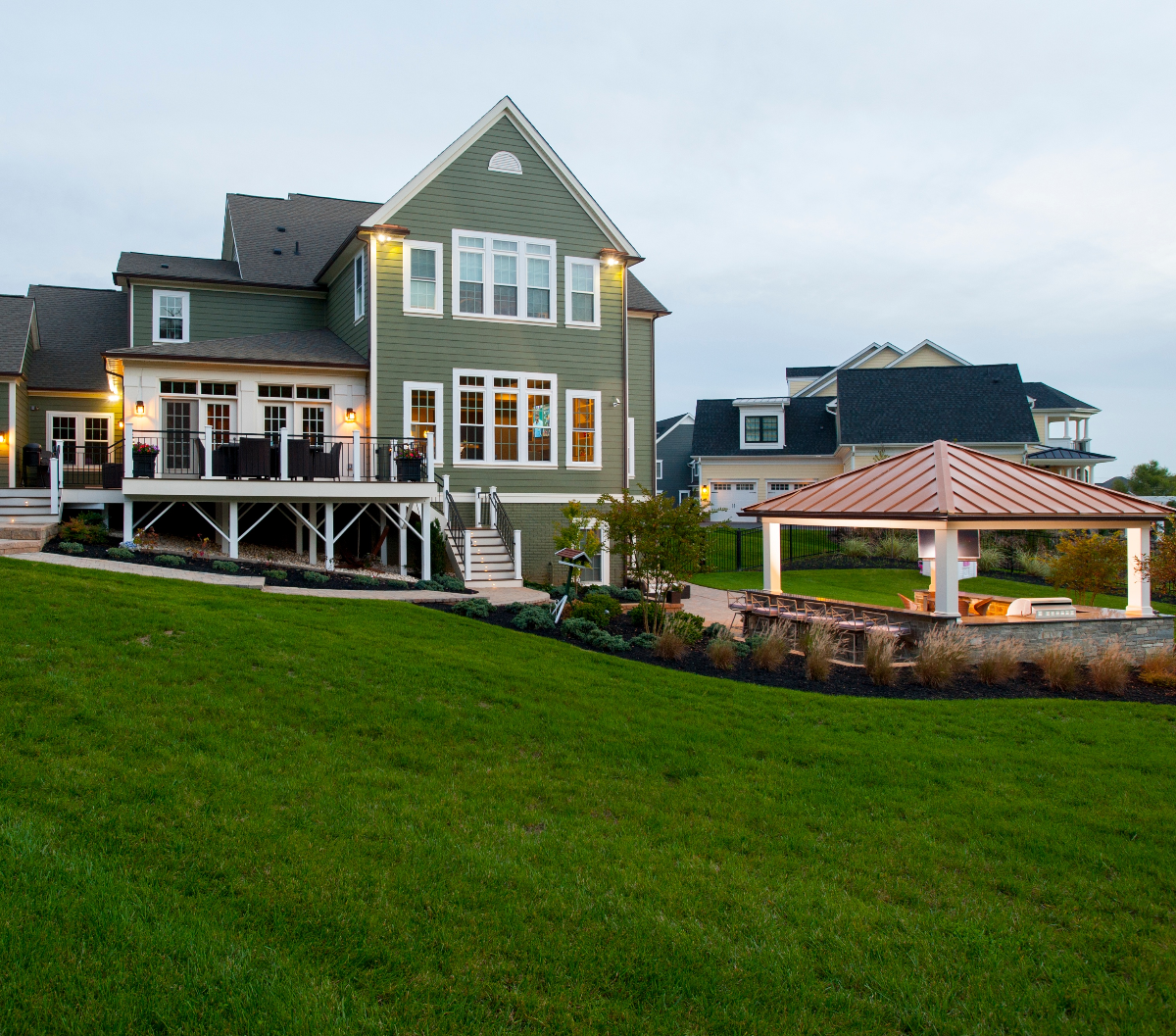 Designing for Flow: Connecting Your Outdoor Living Space to the Indoors