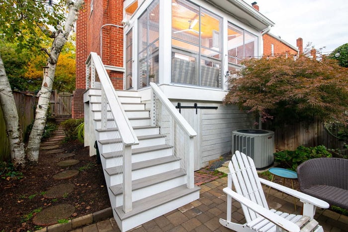 Alexandria porch2