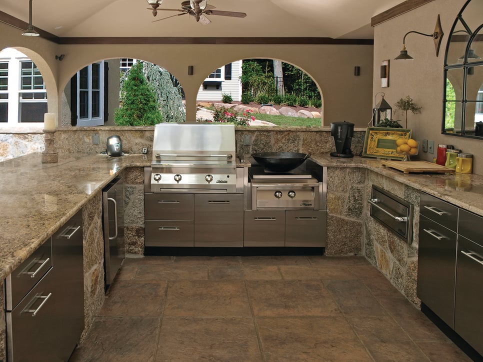 covered Danver outdoor kitchen picture