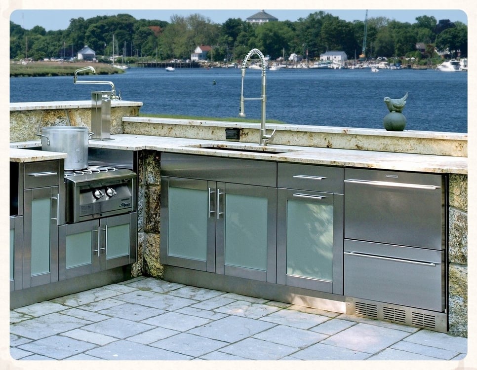 danver-outdoor-kitchen-river-cabinets-882656-edited.jpg