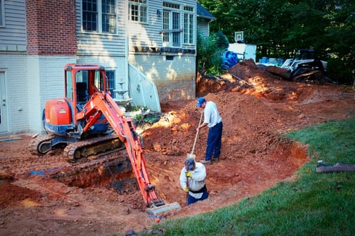 recessed-hot-tub-in-virginia-being-dug-410020-edited.jpg