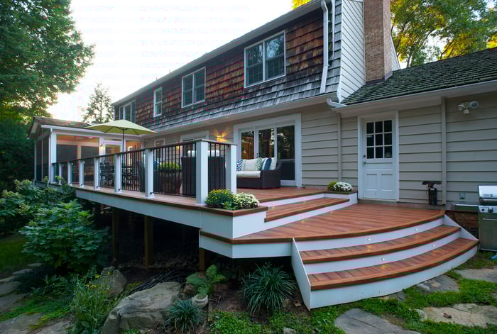 zuri_deck_and_hardwood_screened_porch (26)