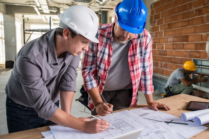 licensed contractor image