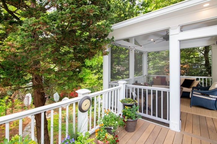 chevy chase 2 story deck screened porch. 9