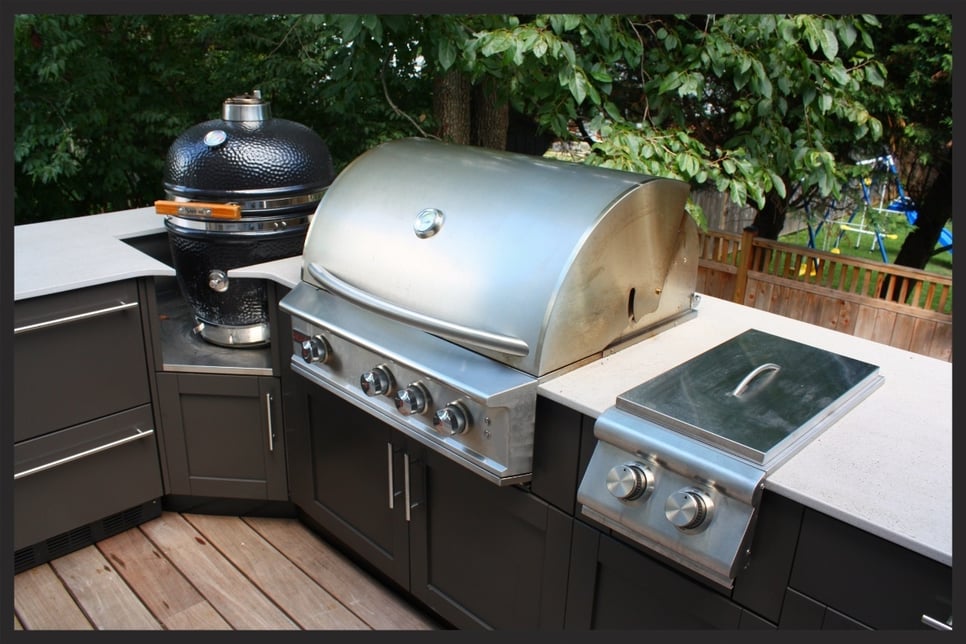 danver-stainless-outdoor-kitchen-angle.jpg
