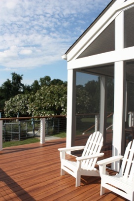 zuri_deck_in_maryland_with_screened_porch_opt