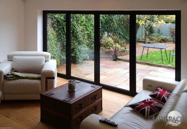 Sunspace-WeatherMaster-Plus-Horizontal-Stacking-Doors-09-3.jpg