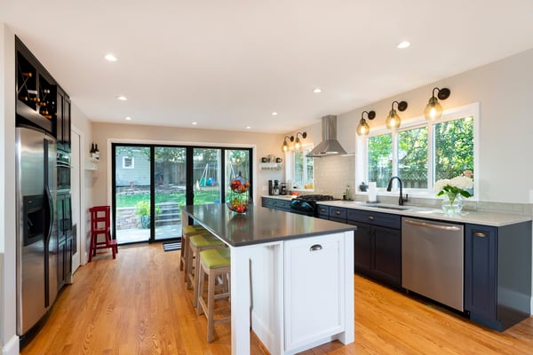 custom_interior_kitchen_remodel_wood_floors_painted_cabinets_washington_dc (3)