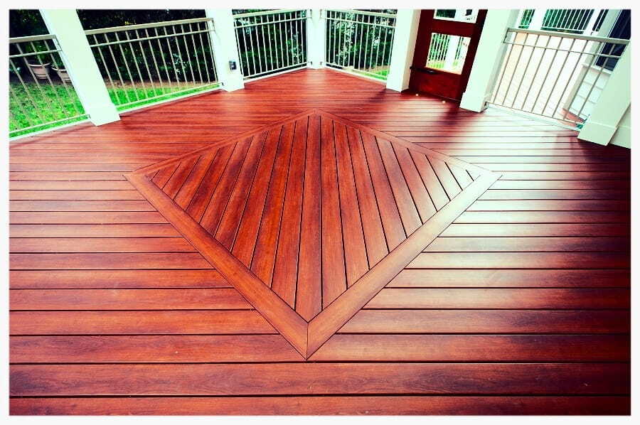 Zuri-decking Zuri-decking