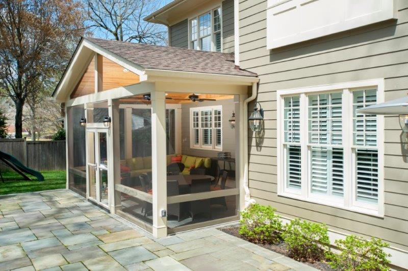 pretty screened porch in Maryland