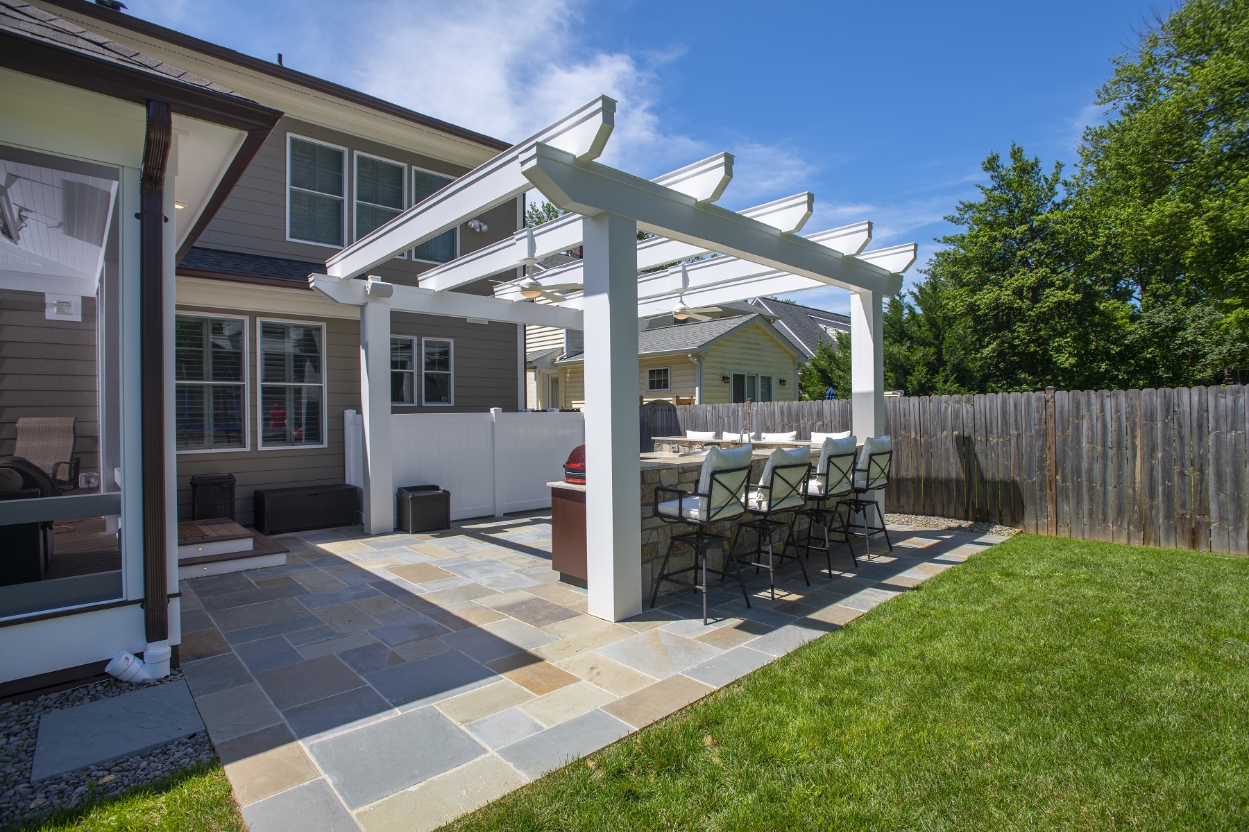 danver_outdoor_kitchen_screen_room_bethesda (3)