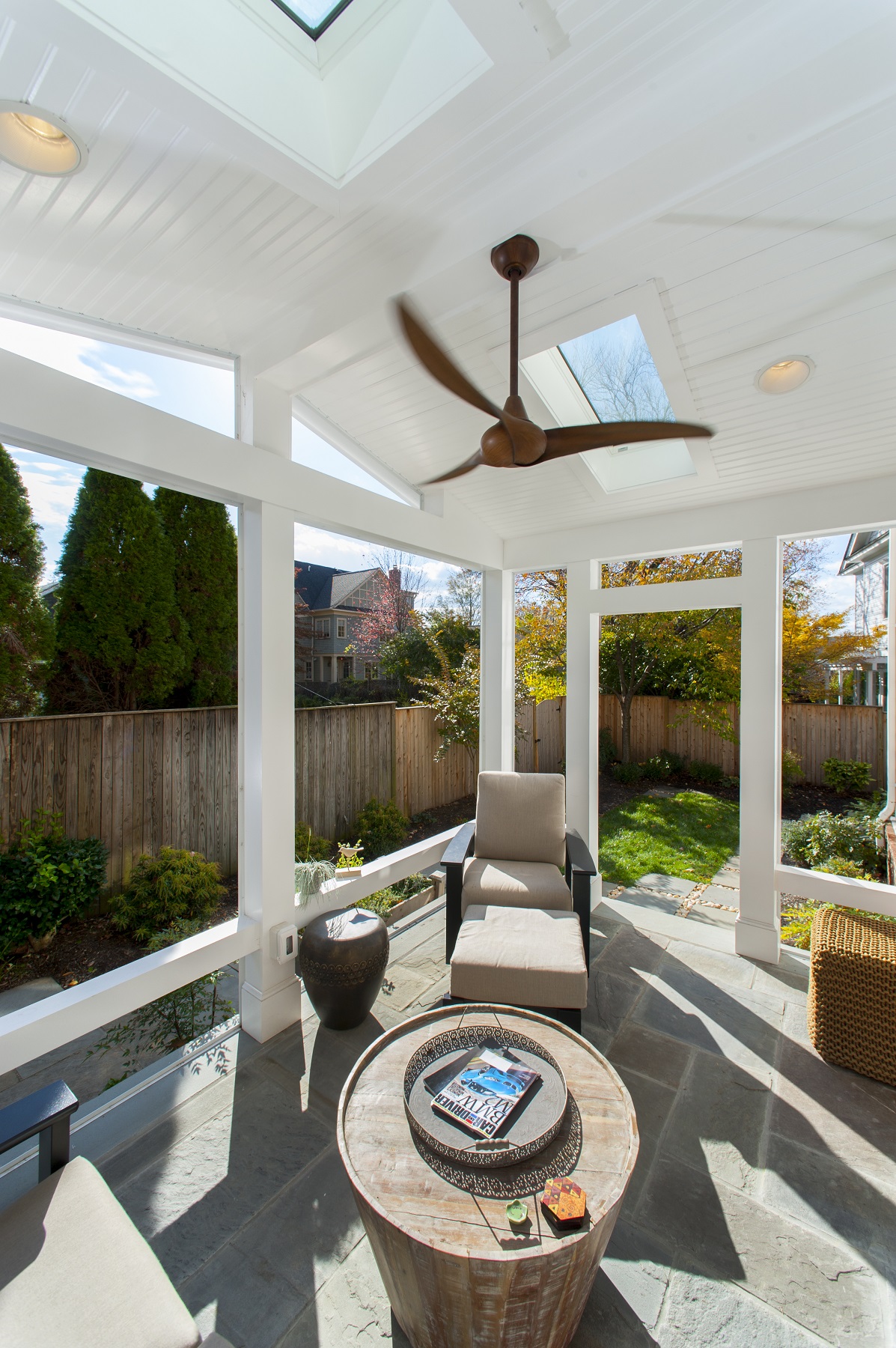 raised_flagstone_porch_design_chevy_chase (8)