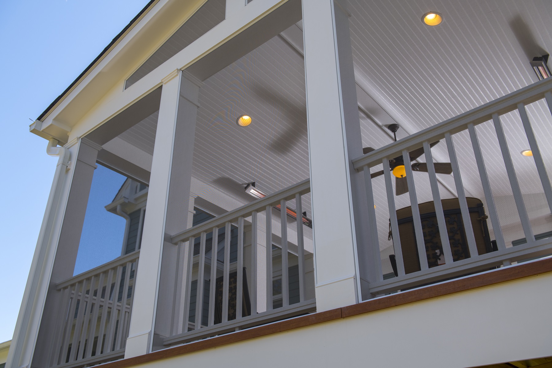 screened_porch_with_high_performance_materials_and_deck_accessories_bethesda_maryland (32)
