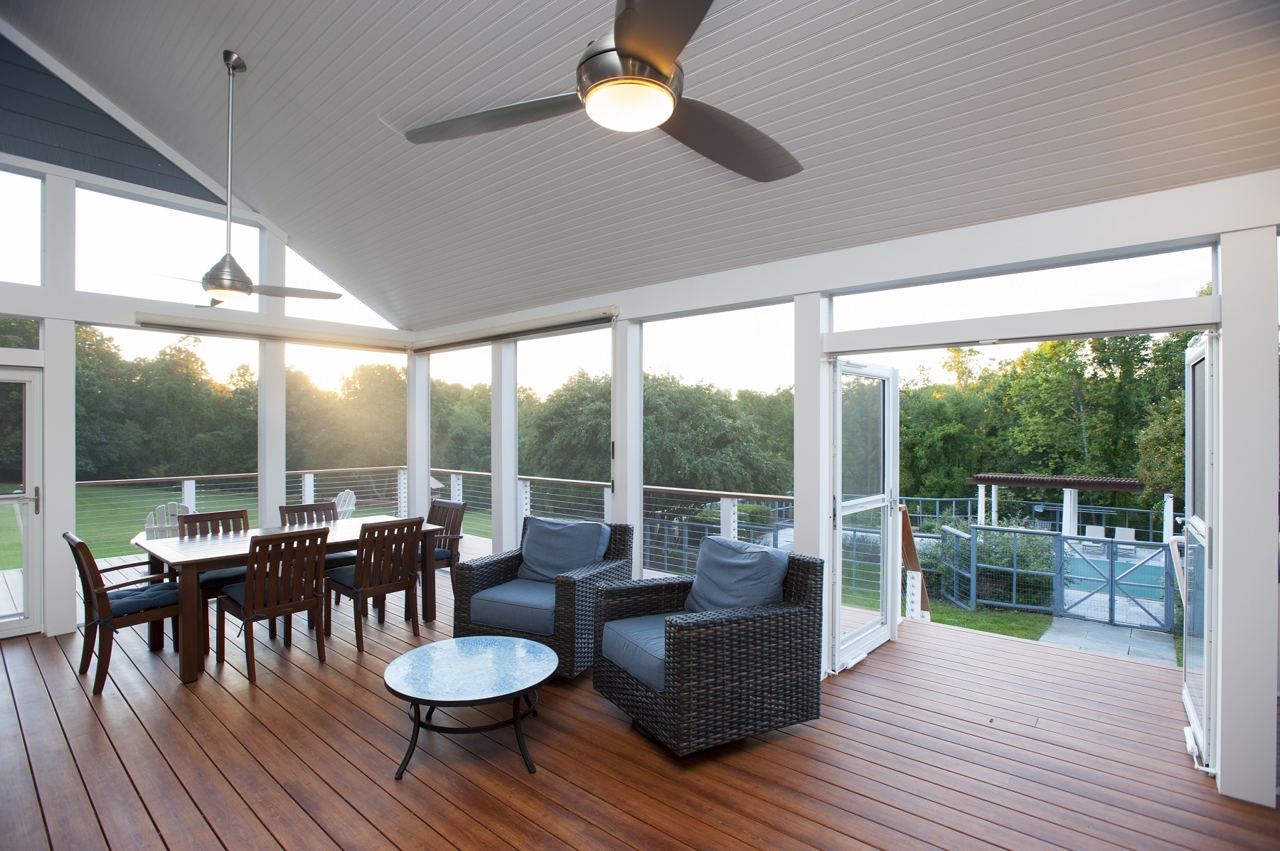 zuri_screened_porch_design_potomac (15)