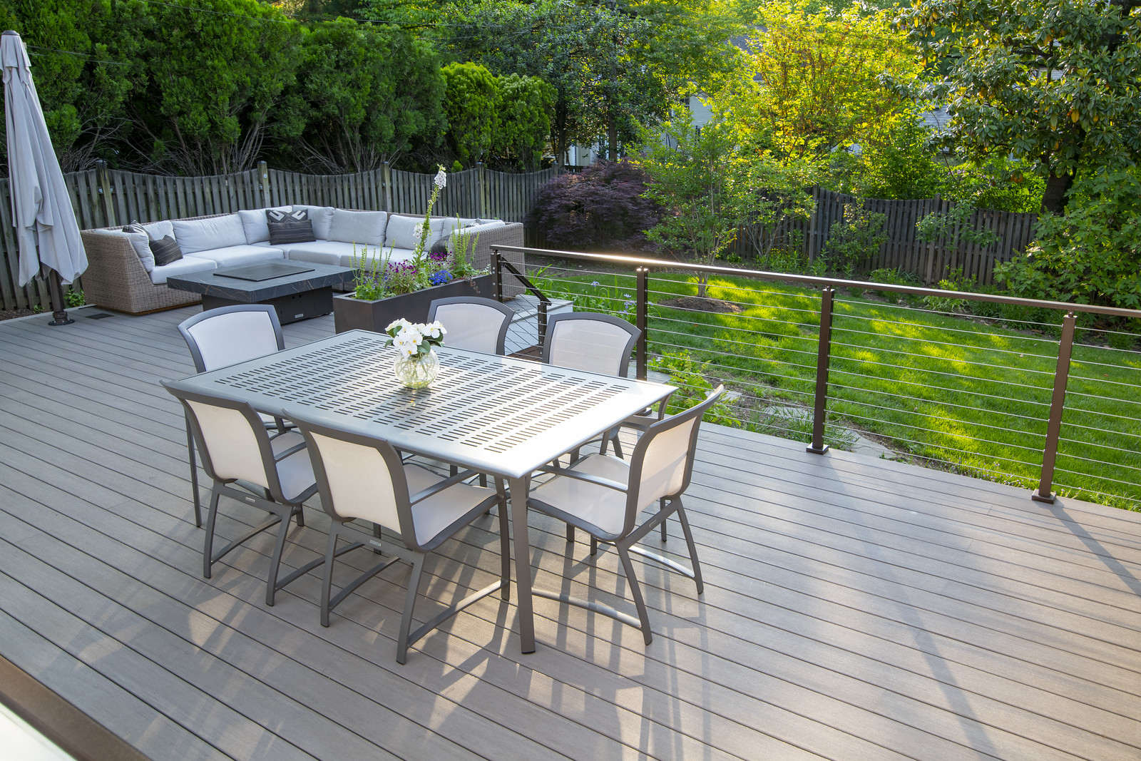 Chevy Chase Deck and Outdoor Kitchen